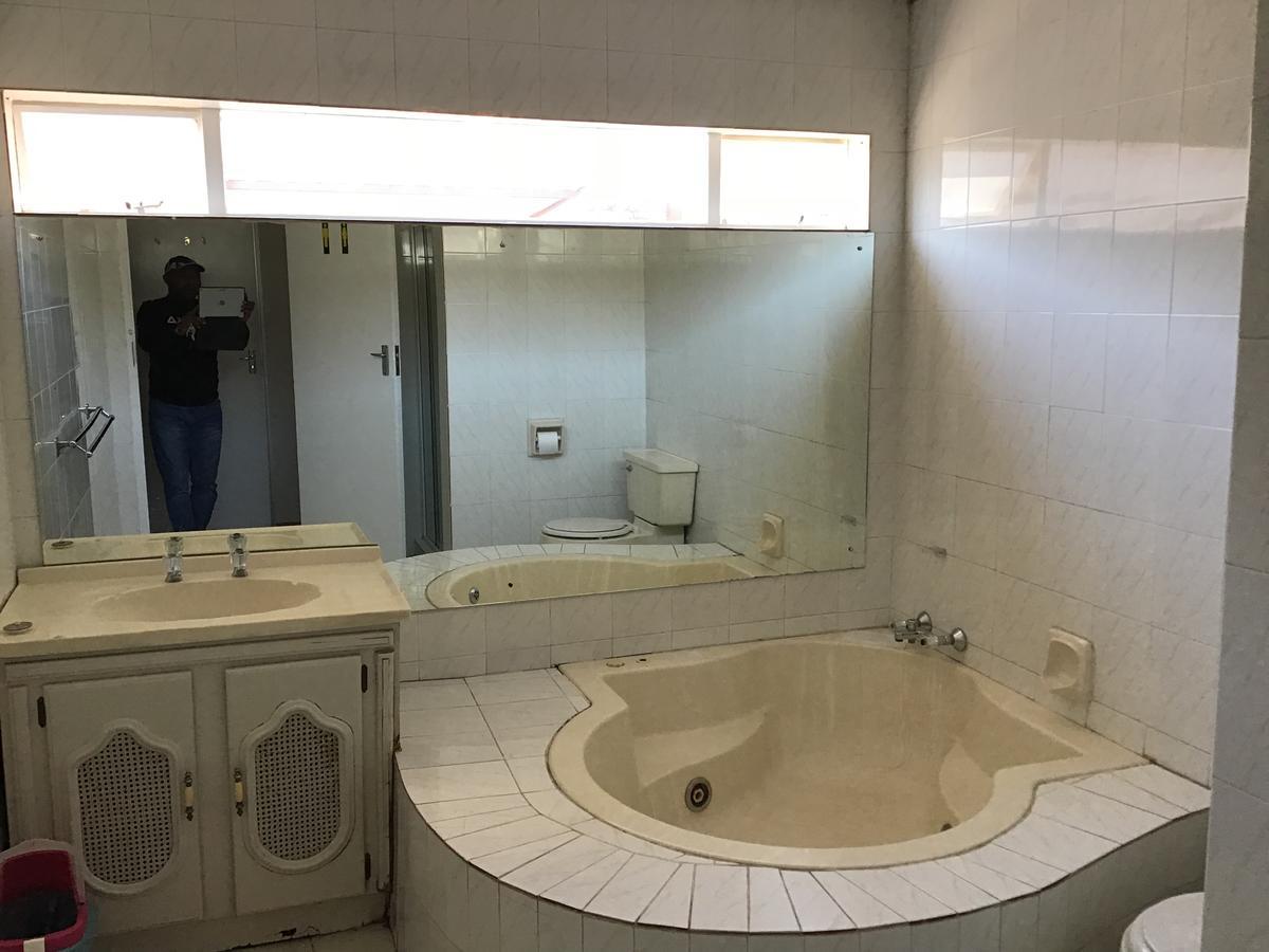 Marathon Lodge Johannesburg Bagian luar foto